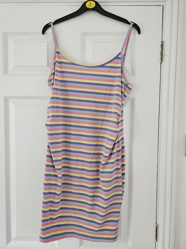 Size large maternity dress - size,