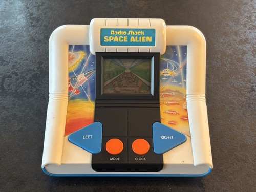 Vintage radio shack - radio, space
