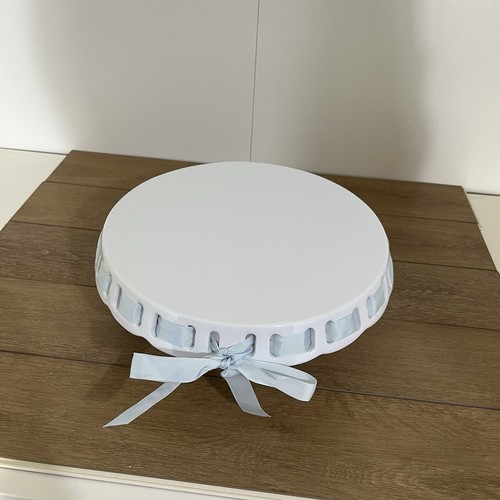 White ceramic cake stand - ceramic,