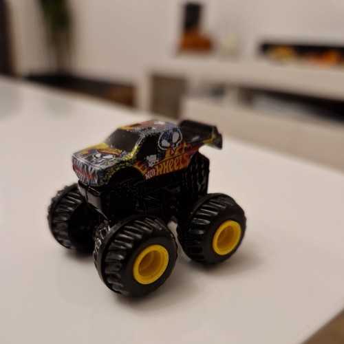 Team hot wheels monster jam - wheels,