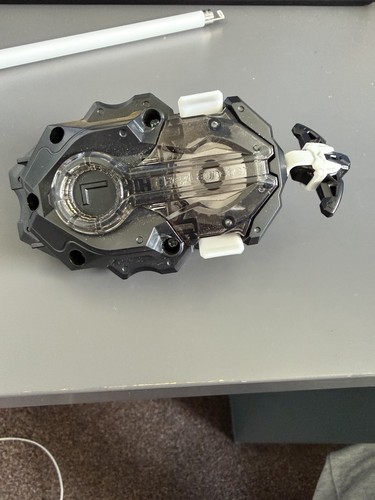 Beyblade launcher original - db,