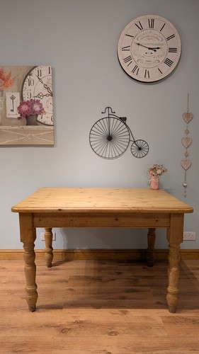 Solid pine farmhouse - solid,