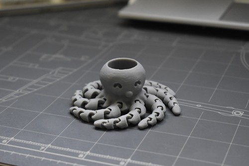 Articulated grey octopus scout - grey,
