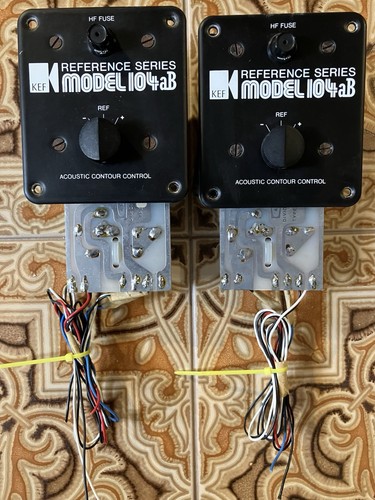 Pair original kef - kef, 104ab