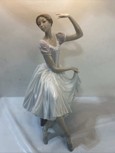 Lladro weary ballerina - lladro,