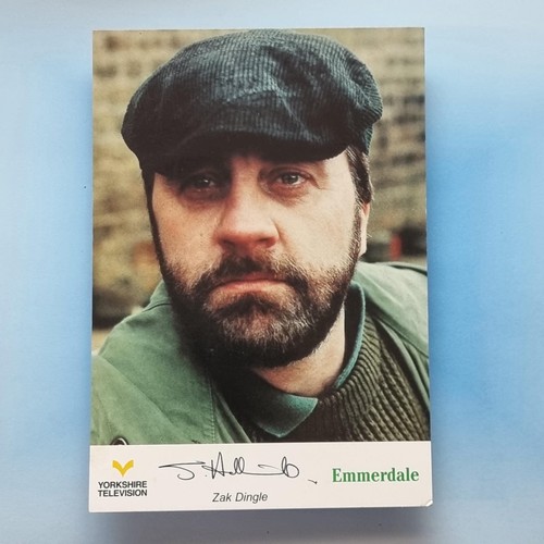 Emmerdale cast card - cast,