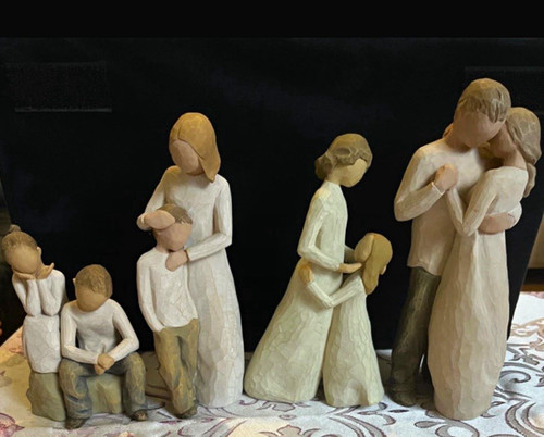 Willow tree family - willow, figurine