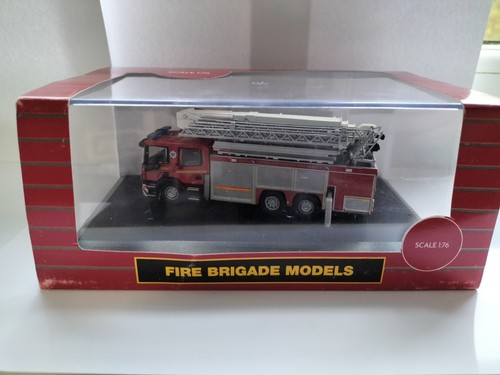 Fire brigade models - 1/76,