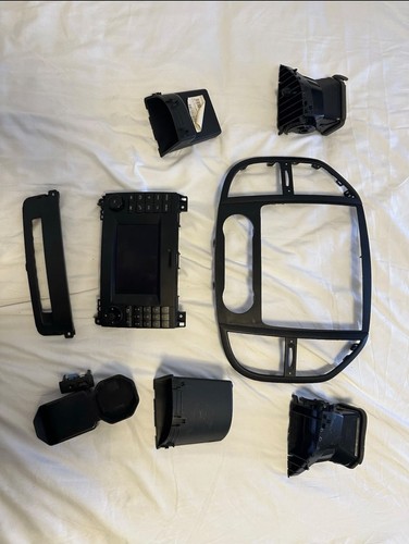 Mercedes vito w447 head unit - w447,
