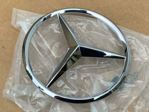 Mercedes front radiator - mercedes, grille