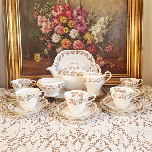 Vintage aynsley april - vintage,
