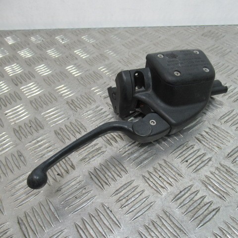 Right master cylinder bmw - right,