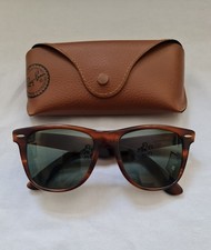 Ray-Ban Wayfarer Sunglasses