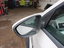 2014 VOLKSWAGEN PASSAT B7 LEFT