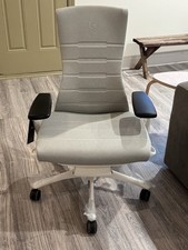 Herman Miller embody Logitech dark Mineral/ Ignite