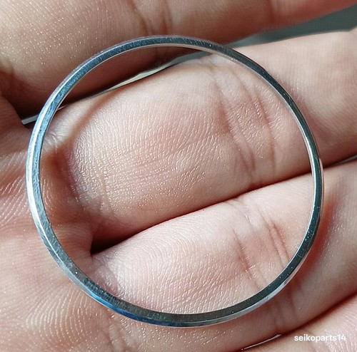 Genuine stainless bezel - stainless,