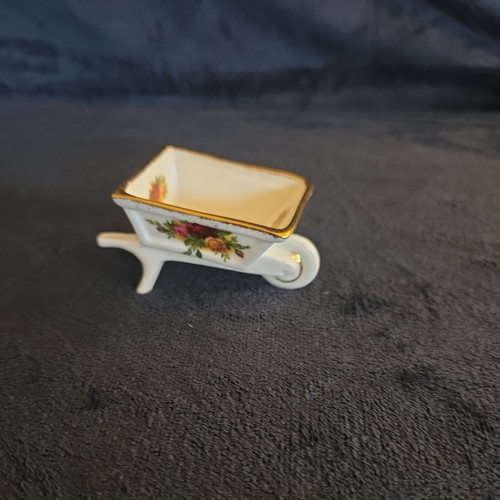 Vintage royal albert old - royal,