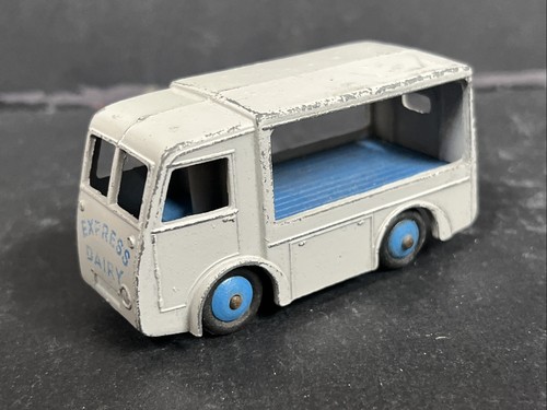 Vintage dinky toys 30v ncb - dinky,
