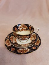 Royal Albert Heirloom Trio -