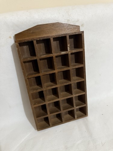 Thimble display case - thimble, wooden