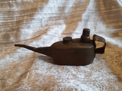 Old small oil can rusty - rusty,, not