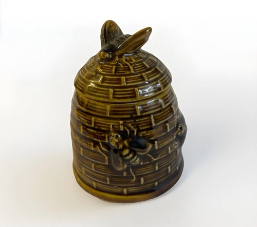 Very small beehive bee nest - very, beehive/
