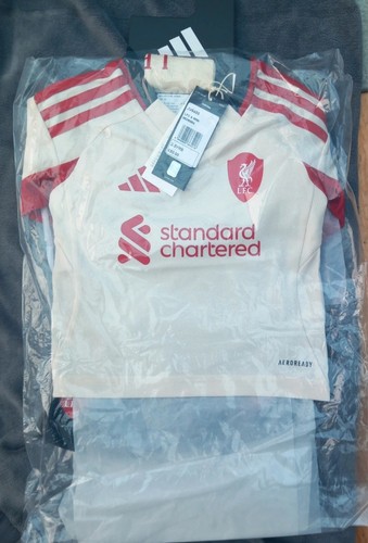 Liverpool away kit aged - fc,