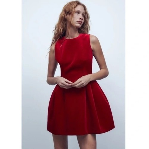Nwt zara voluminous - nwt!,