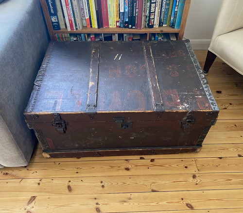 Vintage brown wooden - vintage, travel