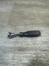 Snap On B1356E Brake Shoe Hold