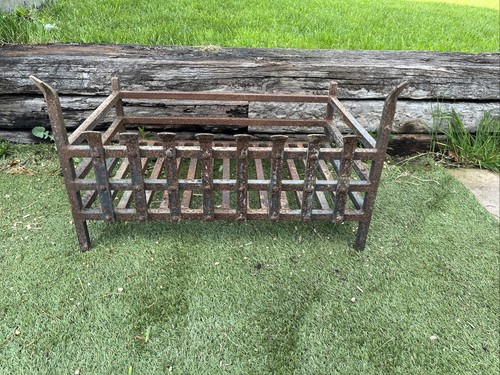 Large antique iron - fire, basket