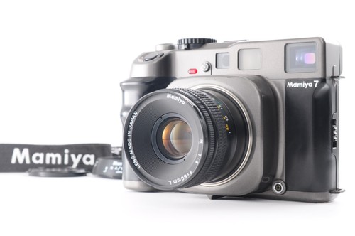 Near mint strap mamiya - mint, w/strap**