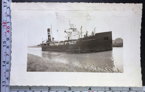 Freight boat james canal - freight,