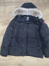Canada Goose Wyndham Red Badge