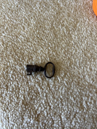 Old cabinet key hollow barrel - old,