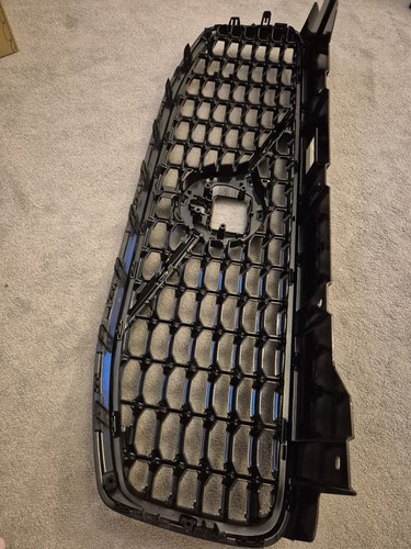 Genuine volvo xc60 - 2023, front