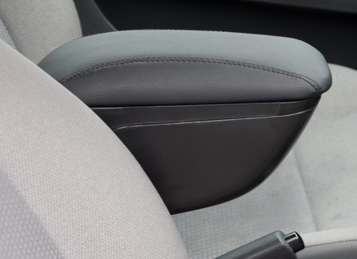 Centre console armrest box - centre,