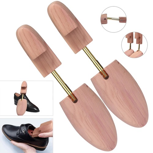 Cedar wood shoe tree - wood,