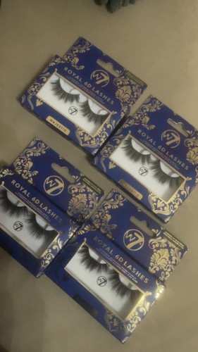 New false lashes - new,