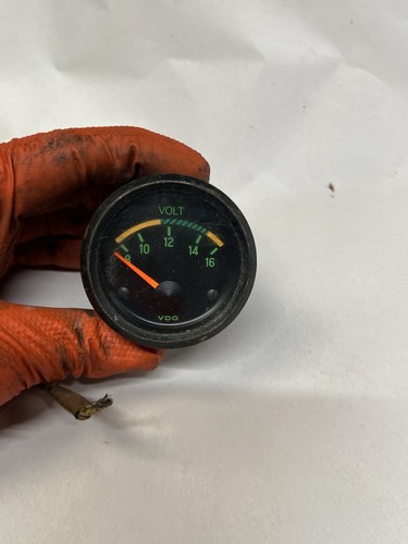 Vdo voltage volt - vdo,