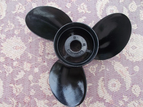 Boat propeller genuine mecury - genuine,