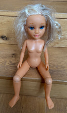 VINTAGE FAMOSA NANCY DOLL