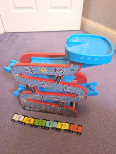 Jacques toy garage car - jacques, parking