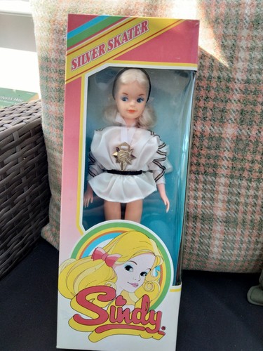 Vintage pedigree sindy silver - vintage,