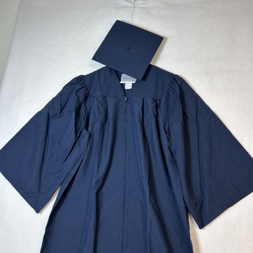 Graduation cap and gown set - cap,