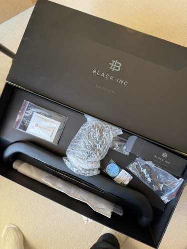 Black inc aero integrated - aero,