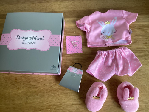 Design friend dolls pyjamas - a,