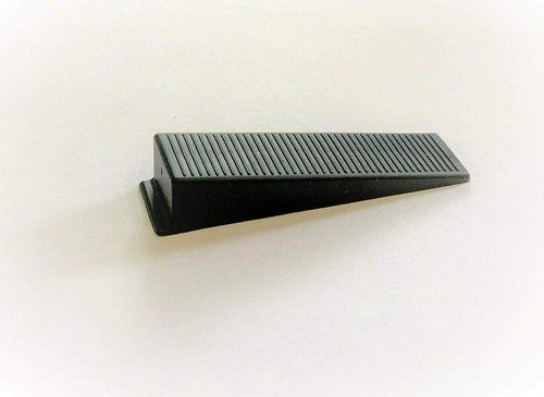 Anti rattle fence panel - 10,
