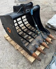 8T Riddle Bucket Stainless