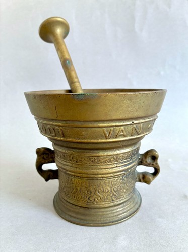 Antique bronze mortar - bronze,